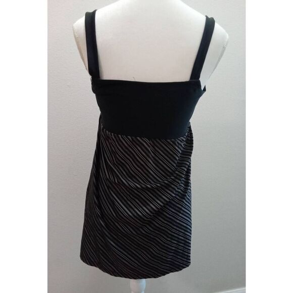 Express  - Picture 3 of 3